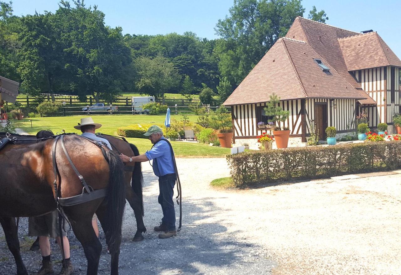 L'Herbe Aux Vaches Saint-Pierre-Azif Екстер'єр фото